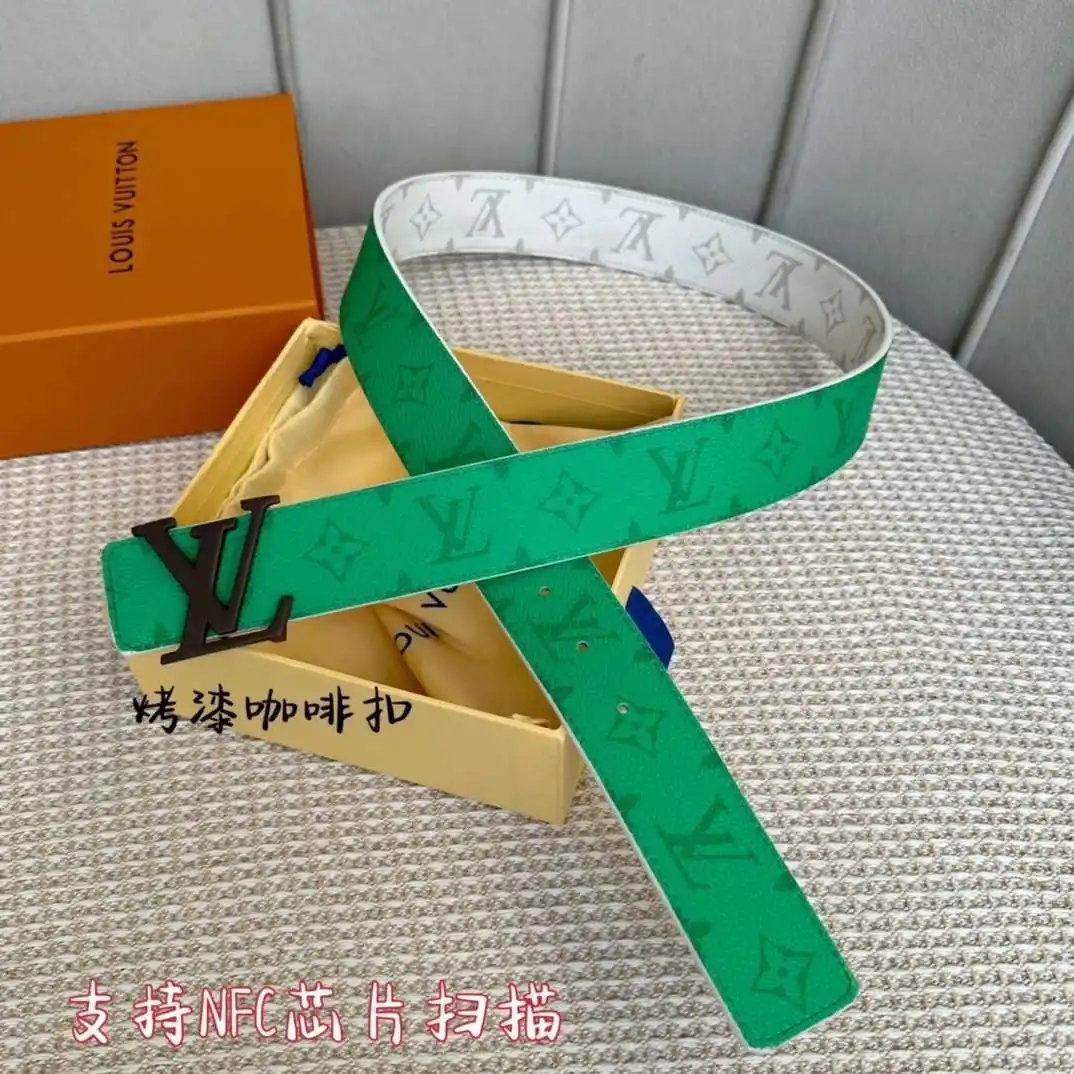 S179801250 (196).webp