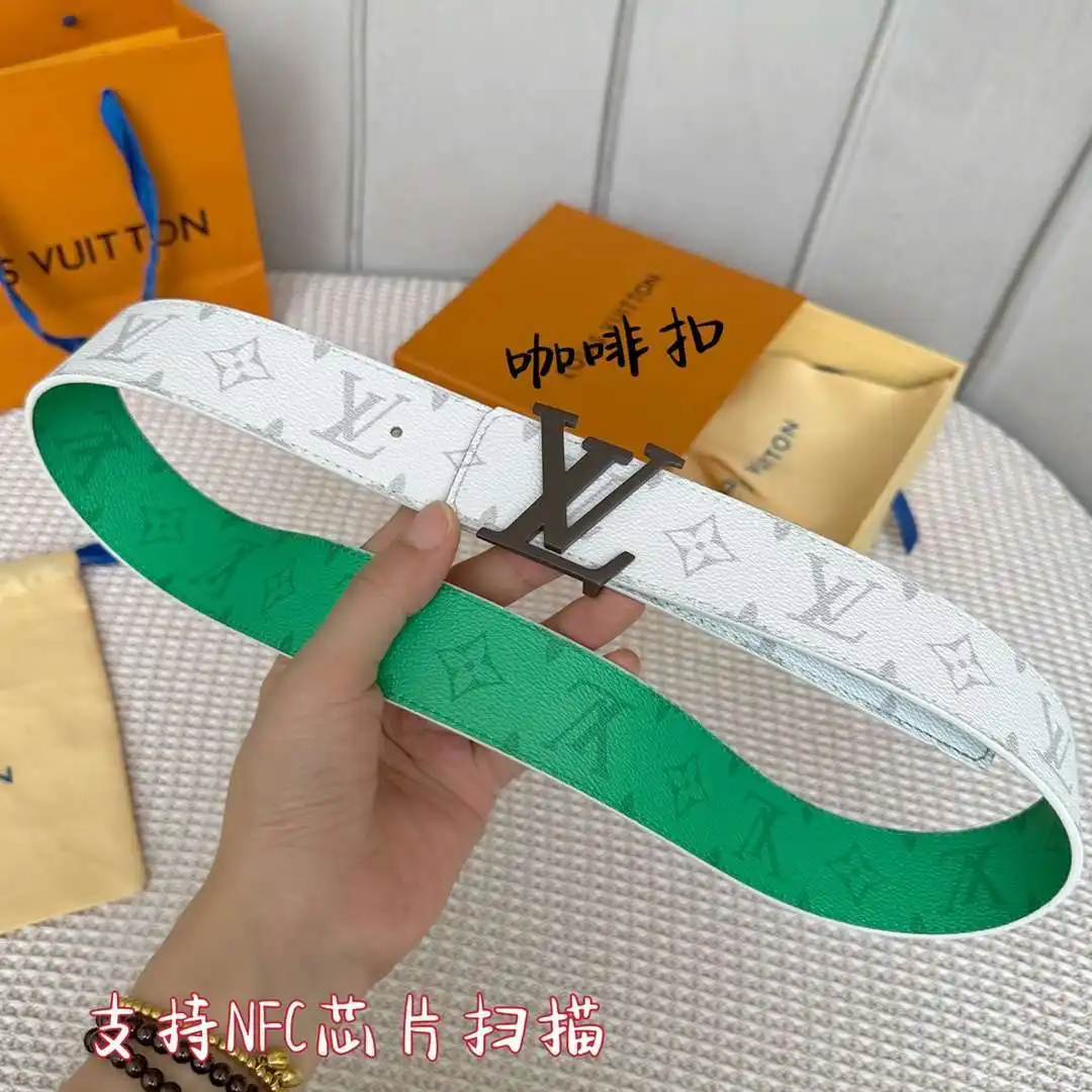 S179801250 (199).webp