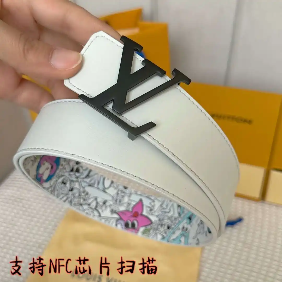 S179801250 (108).webp