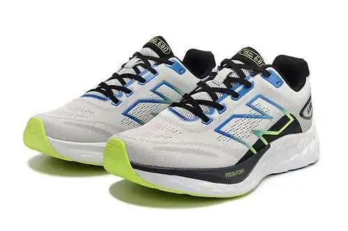 Zapatillas para correr NB 680 V8