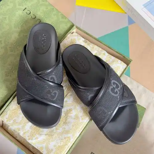 Zapatos GUCCI para hombre y mujer Código: 0418B50 Talla: Mujer 35-41 / Hombre 39-45