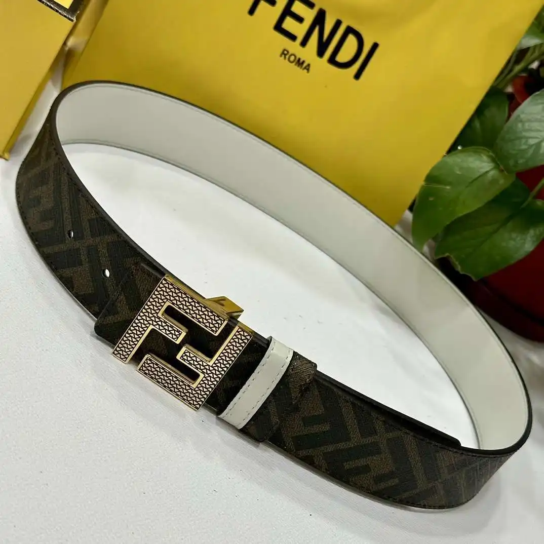 ET001250 (10).webp