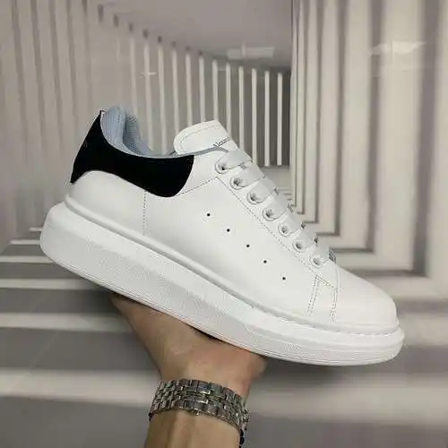 McQueen* Zapatos para hombre y mujer Código: 0318C30 Talla: Mujer 34-41., Hombre 38-46 Observaciones