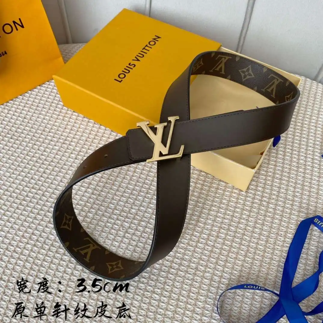 S179801250 (97).webp
