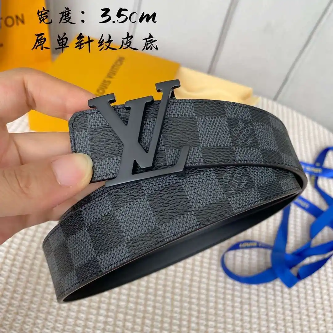 S179801250 (104).webp