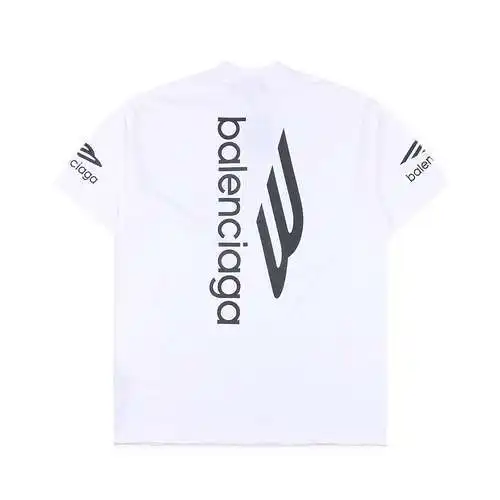 Camiseta BLCG/Balenciaga de manga corta con logo M grande estampado en la espalda
