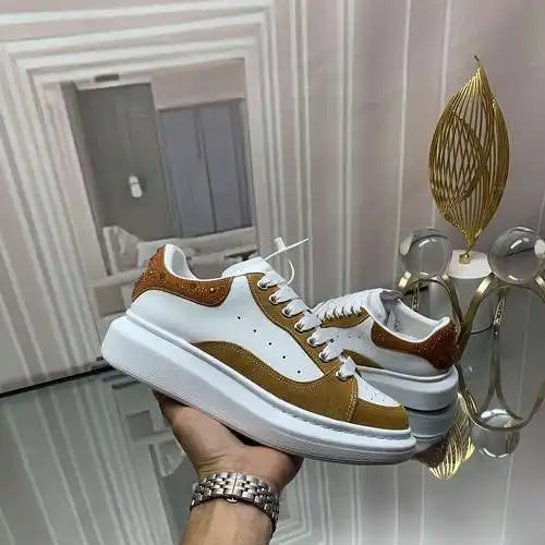 McQueen* Zapatos para hombre y mujer Código: 0415C80 Talla: Mujer 34-41. Hombres 38-46 (El tamaño de