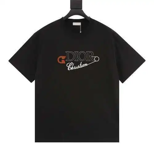CD24ss pin embroidered short sleeves