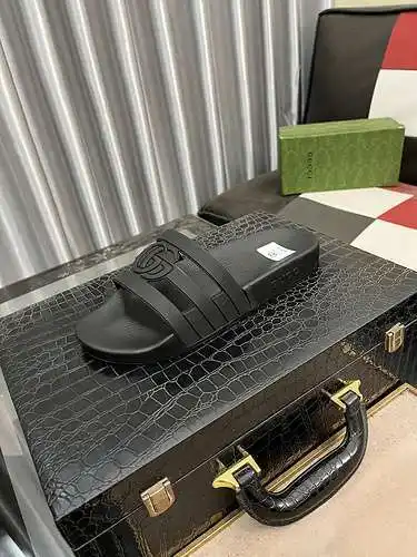 Zapatos de hombre GUCCI Código: 0310A40 Talla: 38-45 (45 se puede personalizar)