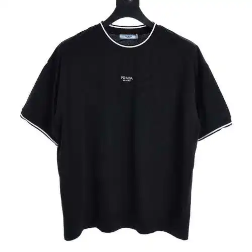 PRD embroidered monogram short sleeves