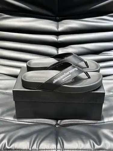 Zapatos de hombre McQueen* Código: 0418B30 Talla: 38-45.