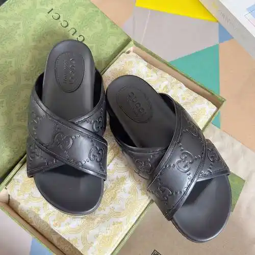 Zapatos GUCCI para hombre y mujer Código: 0418B50 Talla: Mujer 35-41 / Hombre 39-45