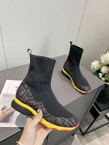 FENDI Calzado deportivo Fendi Talla: 35-41 Q61XD22