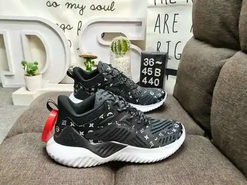 440D genuino Adidas AlphaBounce Beyond M Alpha LV marca compartida tiburón branquias patrón suela ca