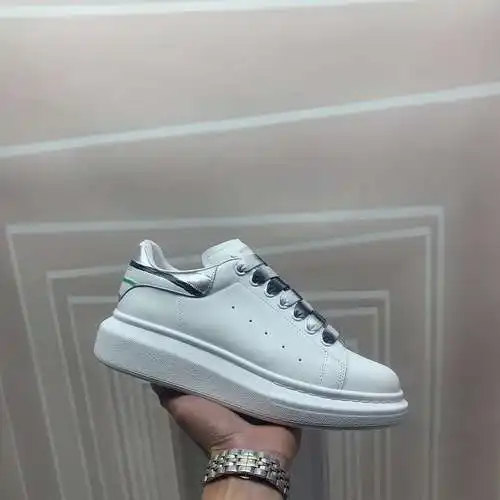 McQueen* Zapatos para hombre y mujer Código: 0318C30 Talla: Mujer 34-41., Hombre 38-46 Observaciones