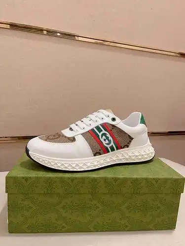 Zapatos de hombre GUCCI Código: 0422B30 Talla: 38-44