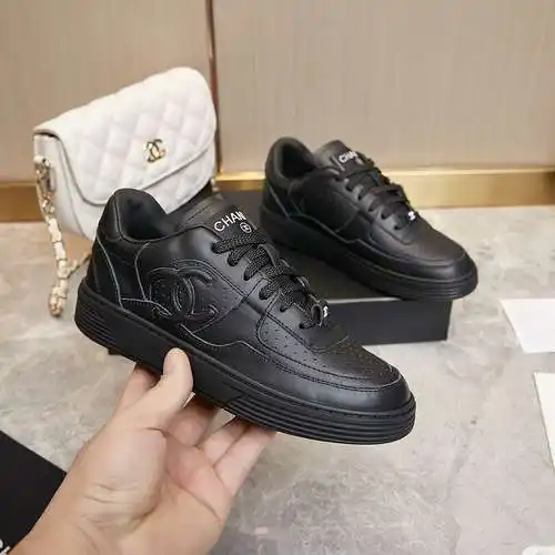 Zapatos Chanel para hombre y mujer Código: 0425C20 Talla: Mujer 35-41 Hombre 38-46