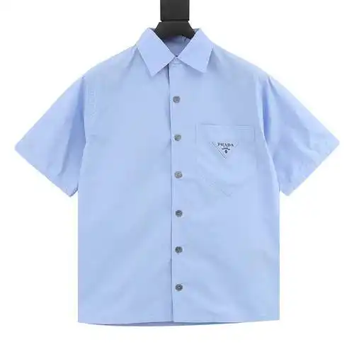 Prada PRD 22 camisa de manga corta de nuevo estilo con logo triangular en el pecho