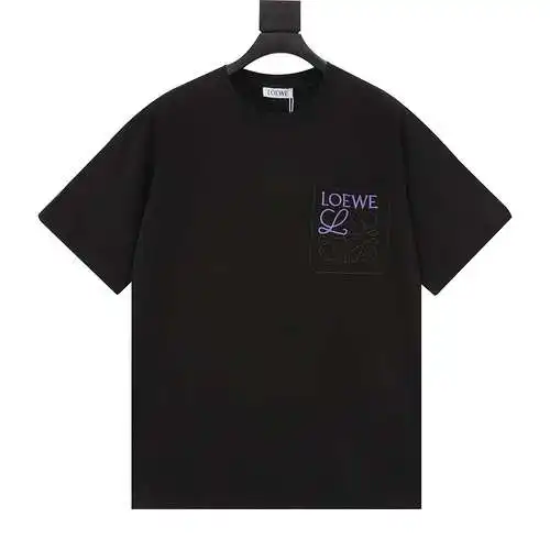 Camiseta de manga corta con bordado en contraste tridimensional y logo LE/Loewe Pocket