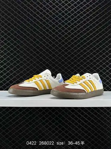 22 La marca de moda japonesa Harajuku A Bathing Ape BAPE Sk8 Sta Low SK8 serie deportiva informal de