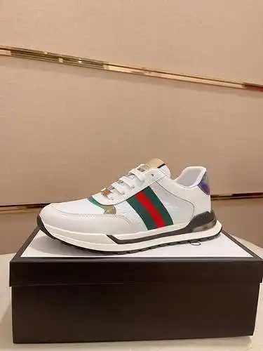 Zapatos de hombre GUCCI Código: 0422B40 Talla: 38-45 (45 personalizados)