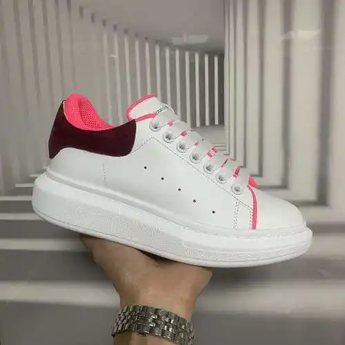McQueen* Zapatos para hombre y mujer Código: 0318C30 Talla: Mujer 34-41., Hombre 38-46 Observaciones