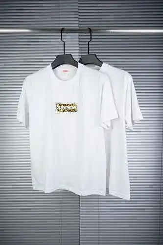 Sup* reme estampado leopardo manga corta