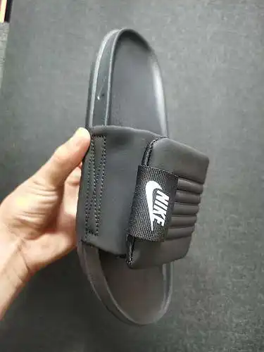 Zapatillas Nike Offcourt Ajustar Slide para deportes y ocio, antideslizantes y resistentes al desgas