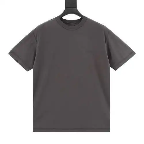 Stu*ssy Camiseta de manga corta con logo pequeño estampado Stu*ssy 24SS