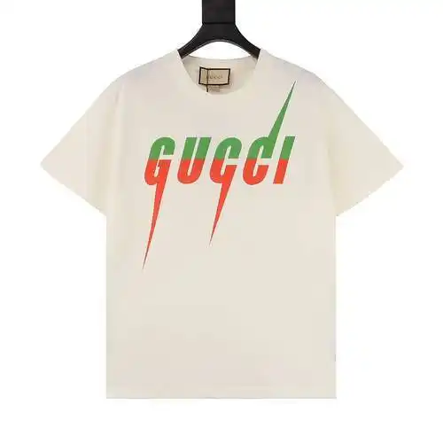 Camiseta de manga corta con logo de la familia G.