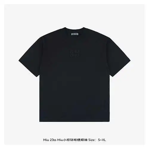 Miu 23ss Miu etiqueta pequeña parche bordado manga corta