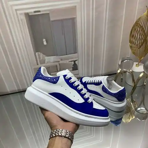 McQueen* Zapatos para hombre y mujer Código: 0415C80 Talla: Mujer 34-41. Hombres 38-46 (El tamaño de