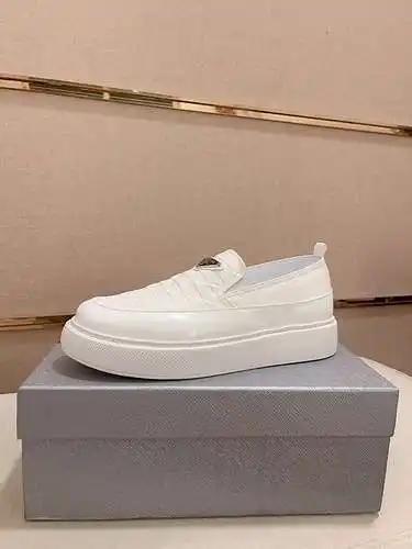 Prada men's shoes Code: 0422C20 Size: 38-44 (45 orders are not returnable)