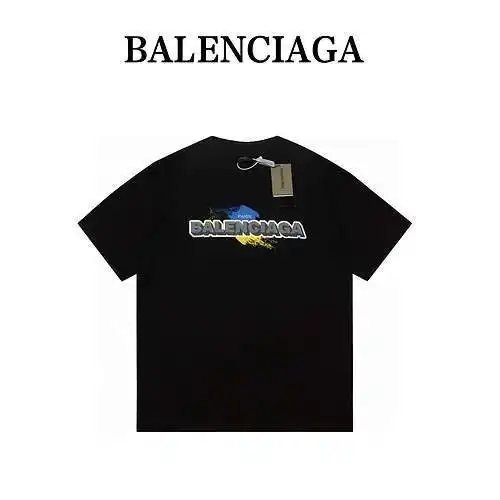 Camiseta pintada con letras BLCG Balenciaga de alta calidad.