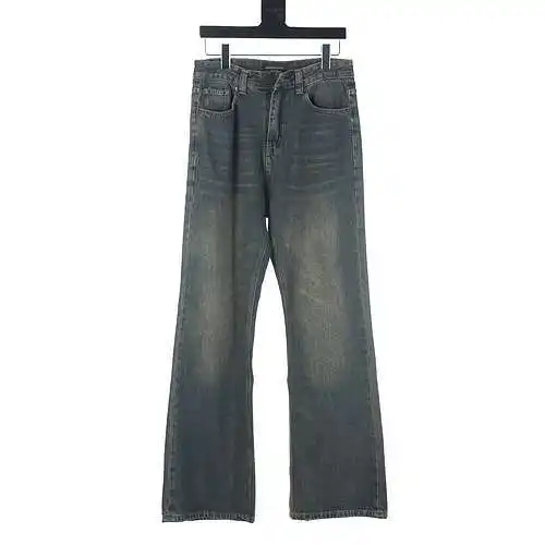 Balenciaga BLCG jeans bootcut teñidos de barro