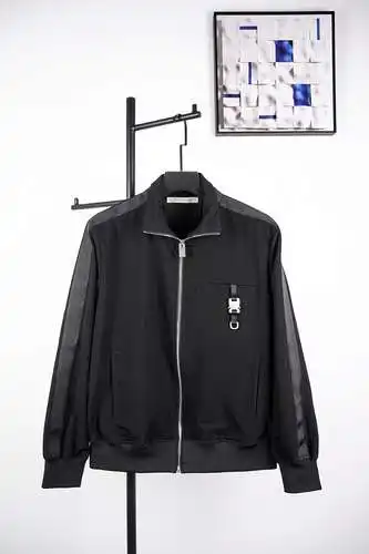 chaqueta con cinchas ALYX