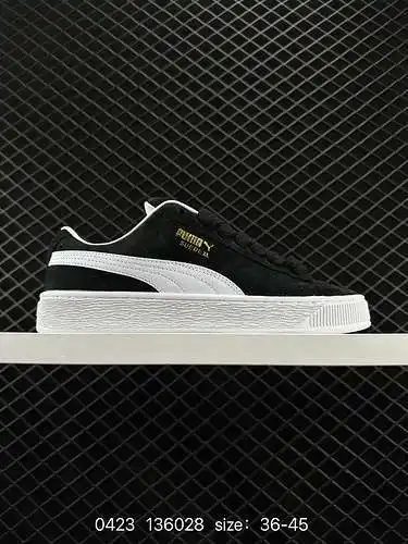 4 Zapatillas deportivas informales de ante PUMA Suede Skate Número de artículo: 392 Código: 3628 Tal