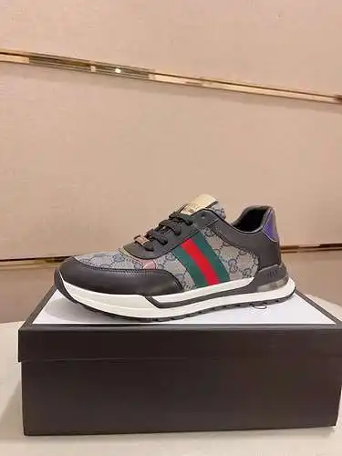 Zapatos de hombre GUCCI Código: 0422B40 Talla: 38-45 (45 personalizados)