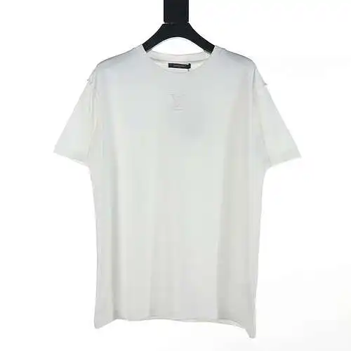 Camiseta LV de manga corta con letras en relieve en el pecho