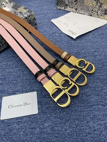 Cinturón Dior Venta al por mayor Cinturón Dior para niñas Venta al por mayor Material de cuero genui