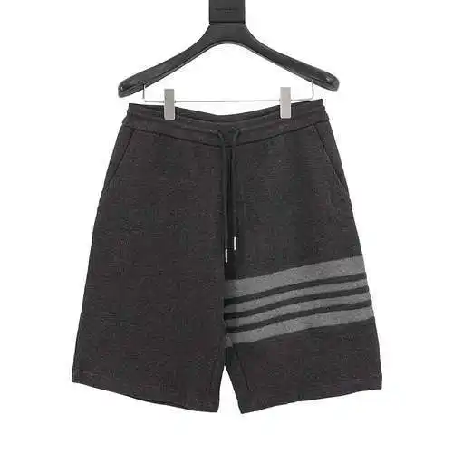 Pantalones cortos TB clásicos color carbón tipo waffle