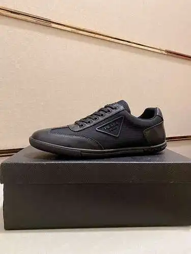 Prada Men's Shoes Code: 0422B40 Size: 38-44