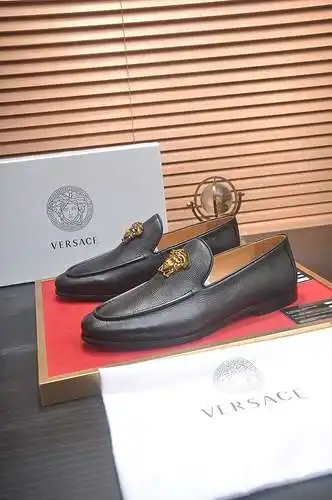 Zapatos de hombre Versace Código: 0421C10 Talla: 38-45 (45 personalizados)