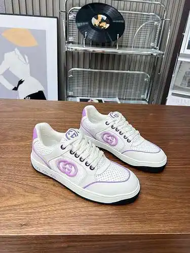 Zapatos GUCCI para hombre y mujer Código: 0425C20 Talla: 35-46