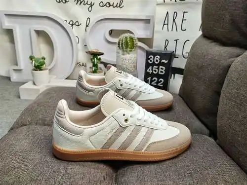 122DAdidas originals Busenitz Vulc adidas Casi 70 años de originales clásicos hechos de gamuza origi