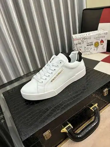 Zapatos Dolce & Gabbana para hombre y mujer Código: 0504B40 Talla: 35-46