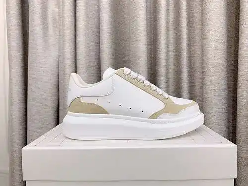 McQueen* Zapatos para hombre y mujer Código: 0318C30 Talla: Mujer 34-41., Hombre 38-46 Observaciones