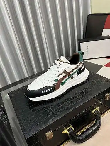 Zapatos de hombre GUCCI Código: 0503B50 Talla: 38-44