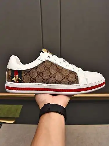 Zapatos de hombre GUCCI Código: 0505B30 Talla: 38-44 (45 personalizados)