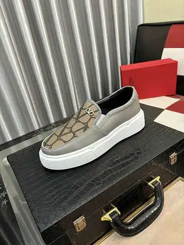 Zapatos de hombre Valentino Código: 0504B40 Talla: 38-44